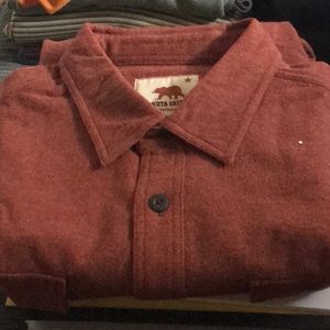 Dakota Grizzly Shirt